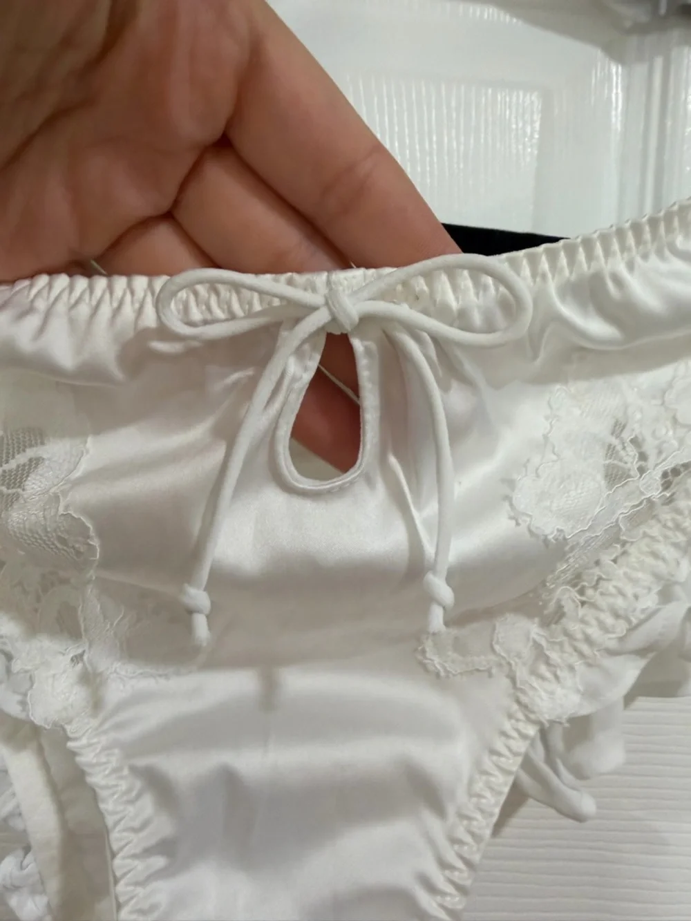 For Love And Lemons NWT Butterfly Lace Ruffle Bralette and Panty Set Size XL - Picture 8 of 9